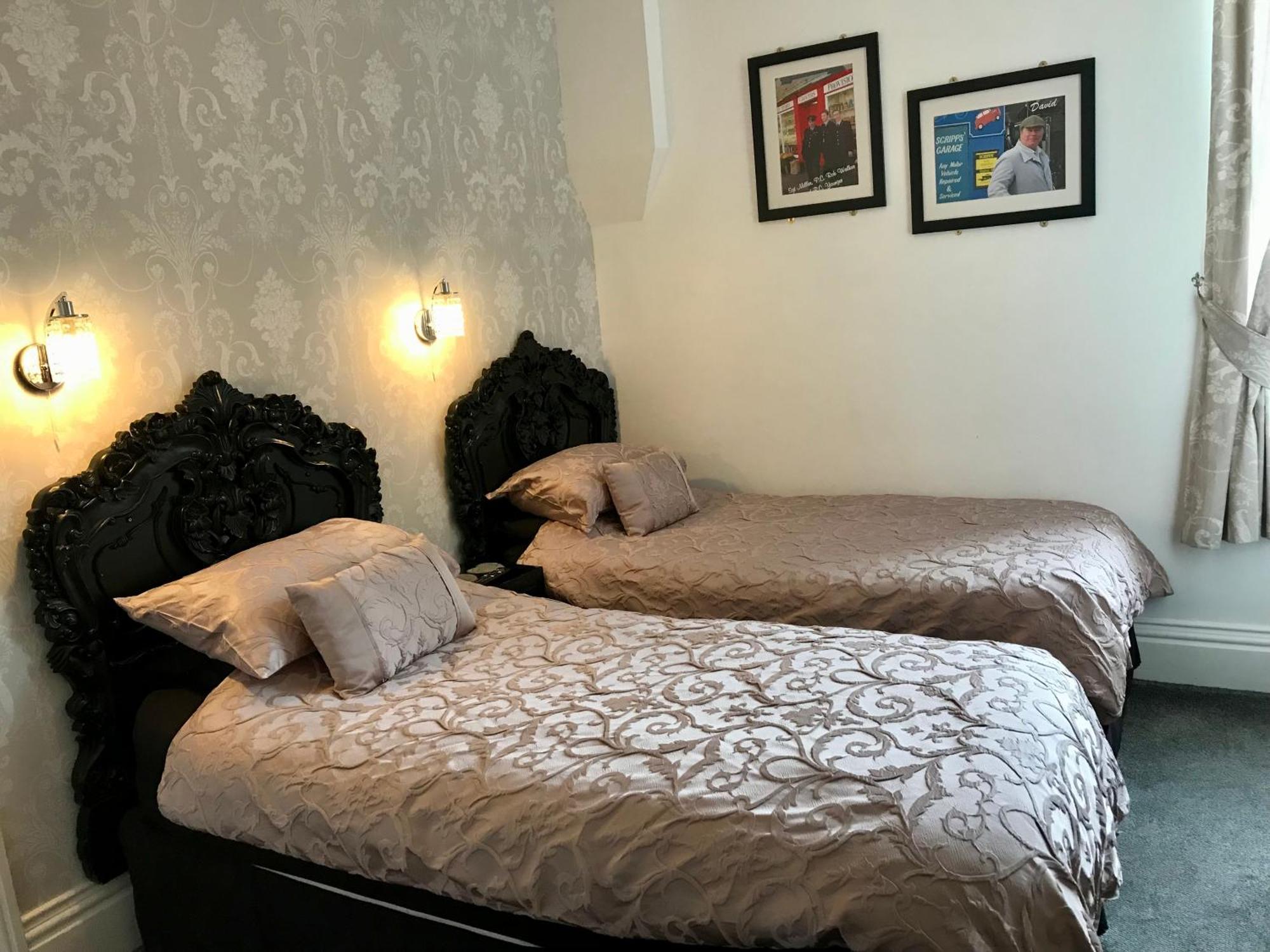 Norman Guest House With Free Parking Whitby Exteriör bild
